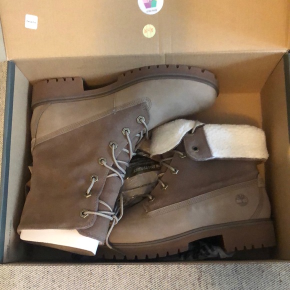 BNIB Timberland Boots womens size 8 - Picture 2 of 5